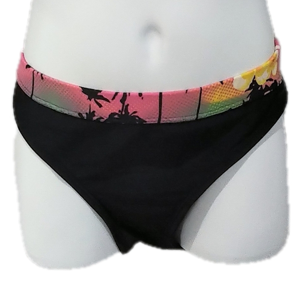 InGear Girl's Ruffle Halter Tankini - Size 10/12 - Picture 3 of 5